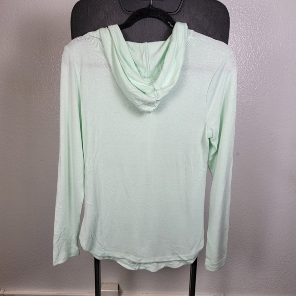 Bobeau Women's Light Green Long Sleeve V Neck Top Size S - Picture 2 of 6